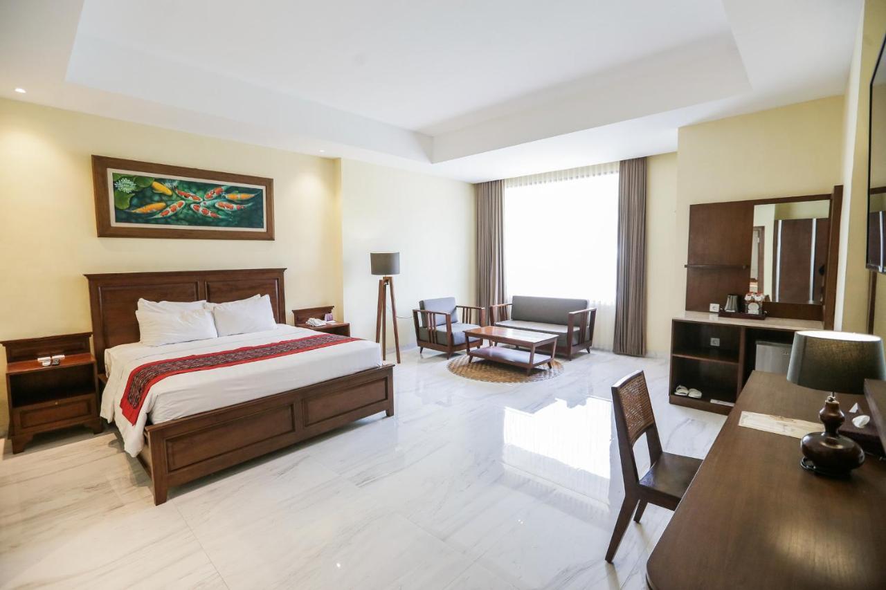 Ubud Hotel & Cottages Маланг Екстериор снимка