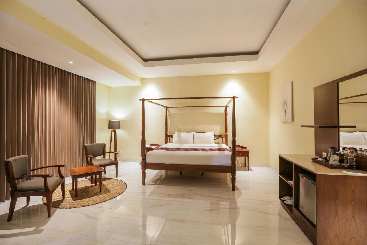 Ubud Hotel & Cottages Маланг Екстериор снимка