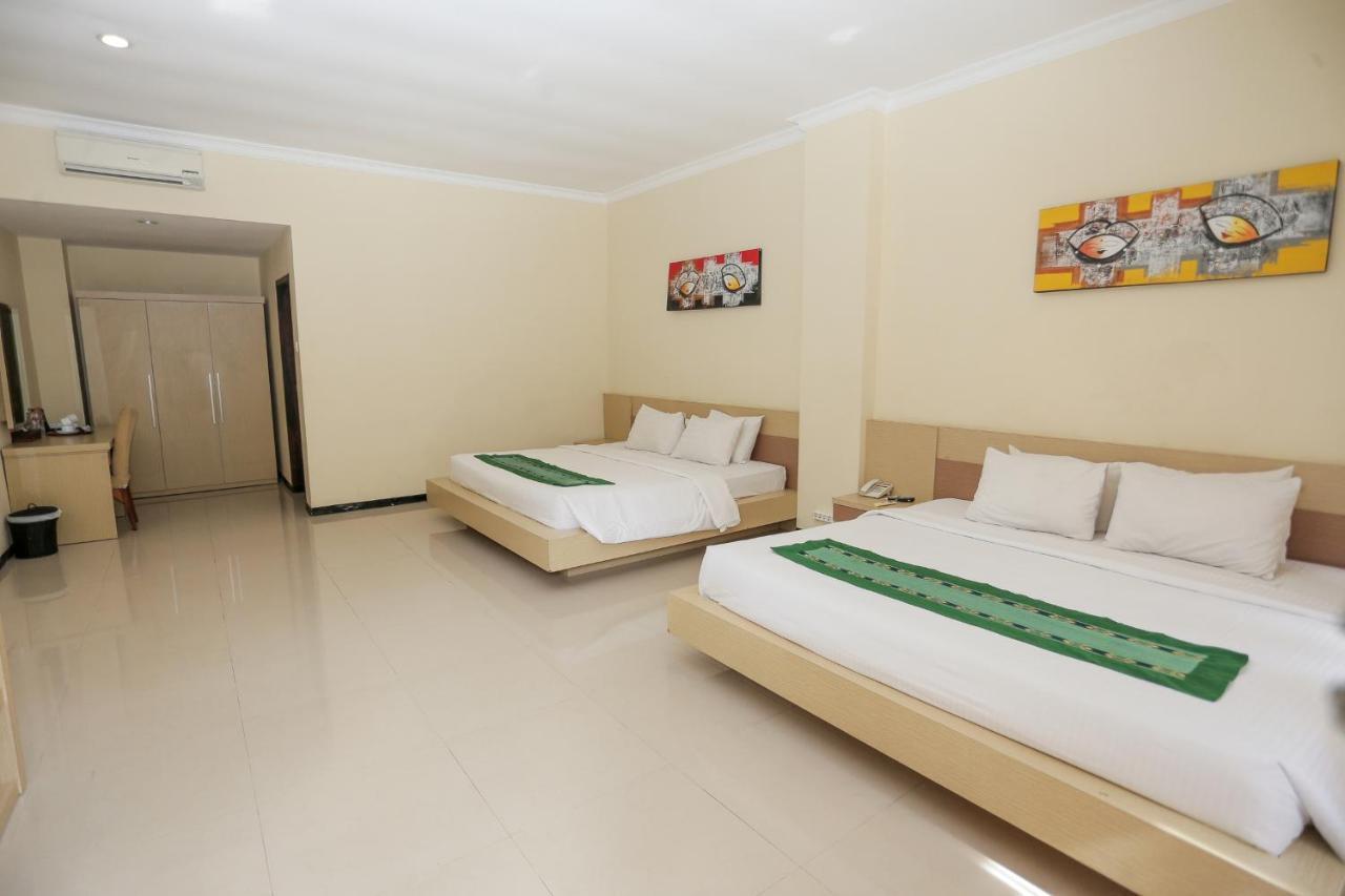 Ubud Hotel & Cottages Маланг Екстериор снимка