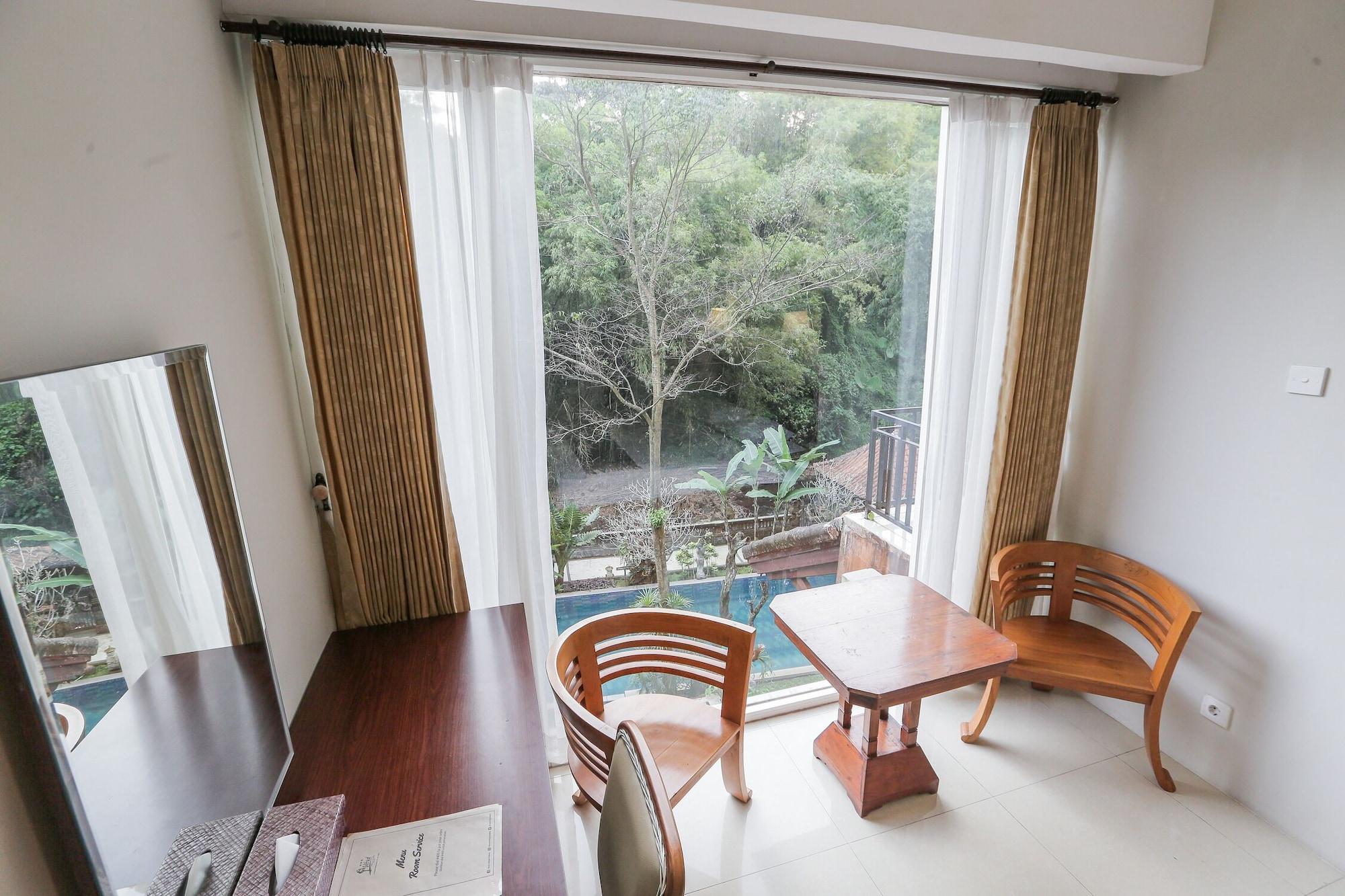 Ubud Hotel & Cottages Маланг Екстериор снимка