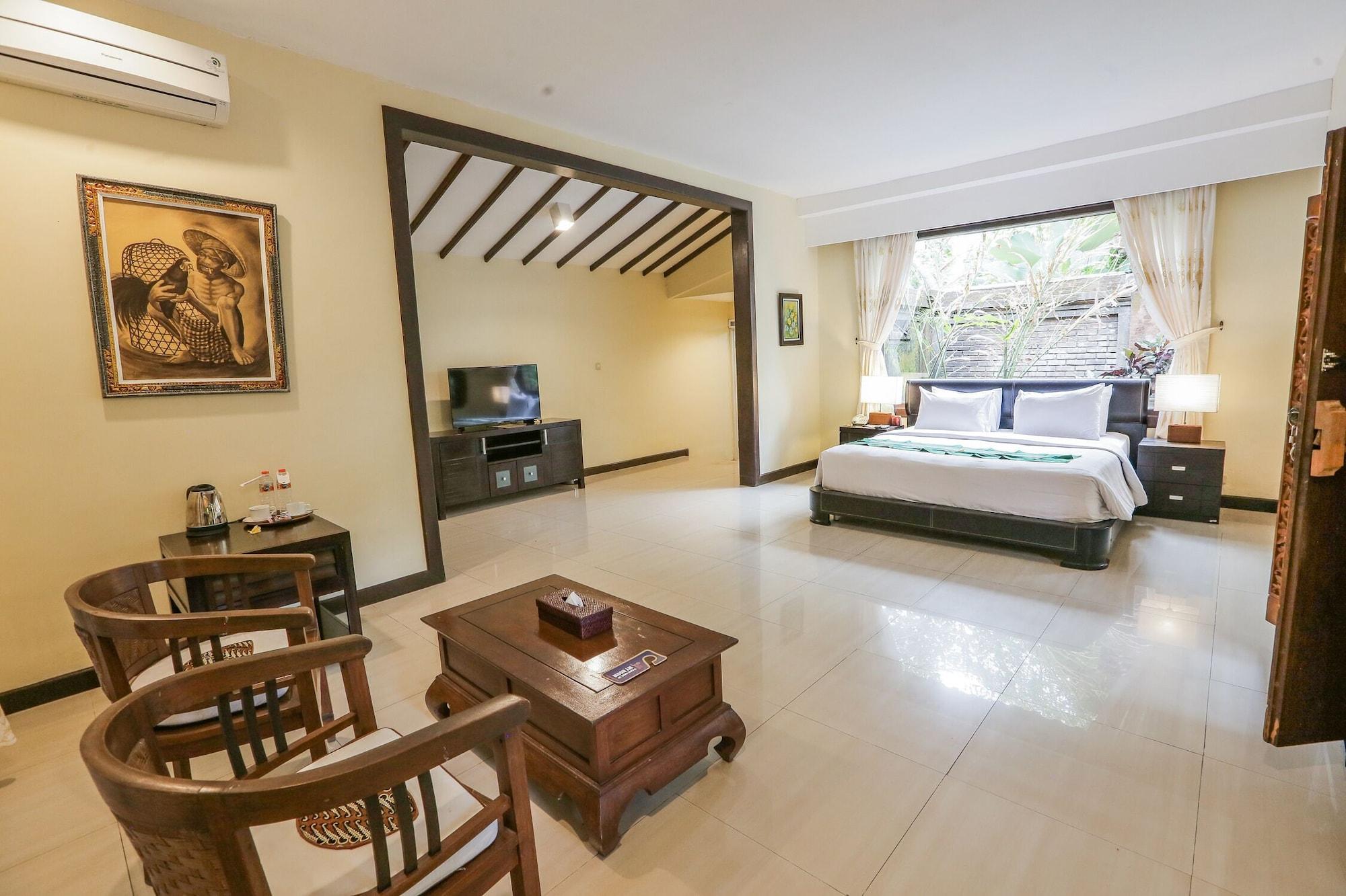 Ubud Hotel & Cottages Маланг Екстериор снимка