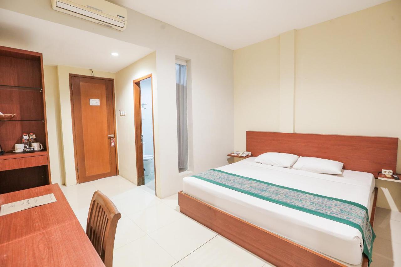 Ubud Hotel & Cottages Маланг Екстериор снимка